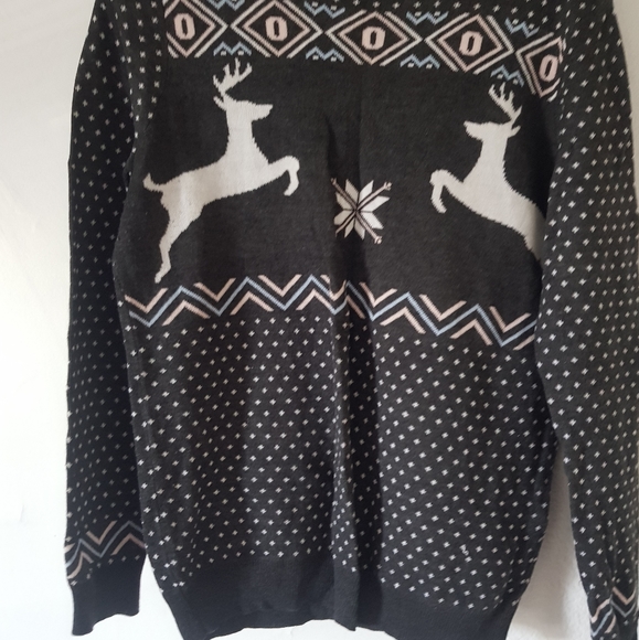 Nygard Christmas sweater - Picture 1 of 2